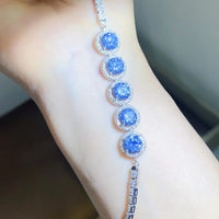 8faafb76-26ef-4f25-b0fb-aaf7cdea1b3f-Max